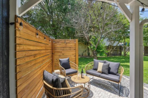 1 Mi to Downtown Franklin Bright Studio with Patio!